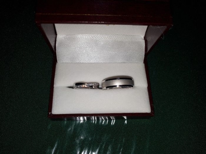 Alianzas de diferente color  💍 💛🖤 23