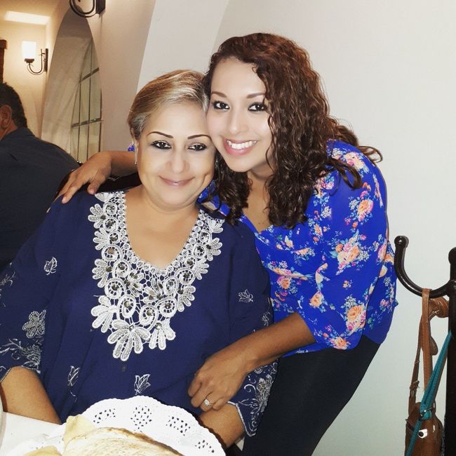 Mi mami hermosa. 