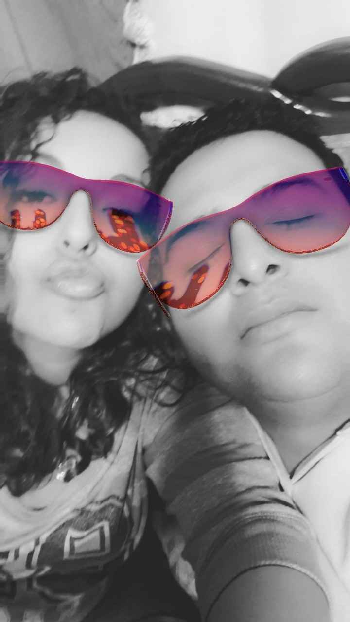 Una de nuestras tantas noches de ocio en el Snapchat. 