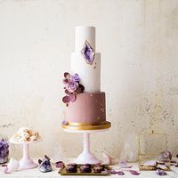 Pastel y mesa de postres... amatista