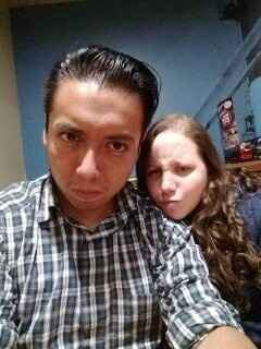 Con todo y que me molestes, te amo!!