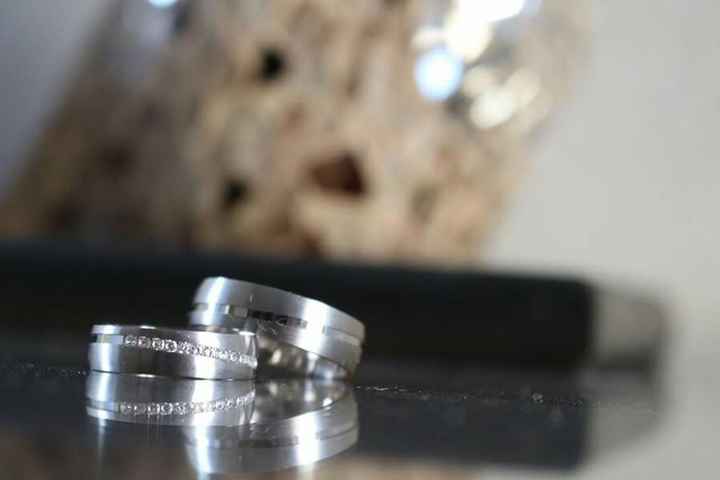 ¡Presuman sus bellos anillos! - 1