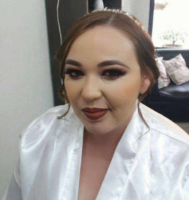 ¿Cuánto pagaran por su maquillaje? - 2