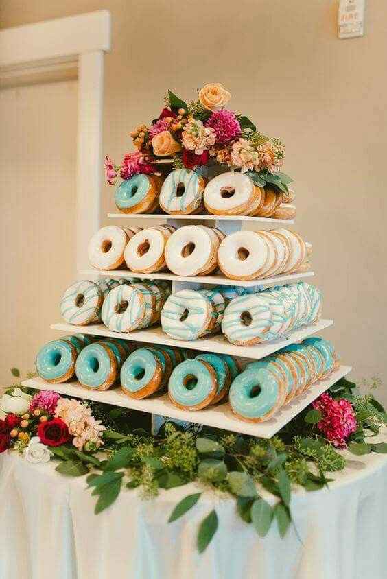 Donas en la boda - 12