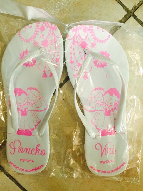 Yegaron las sandalias - 2