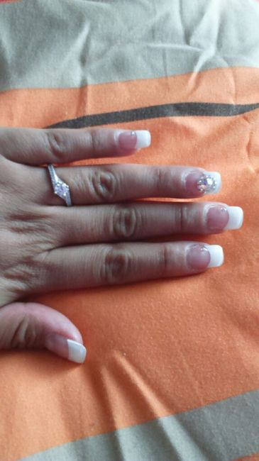 Uñas para dia b - 1