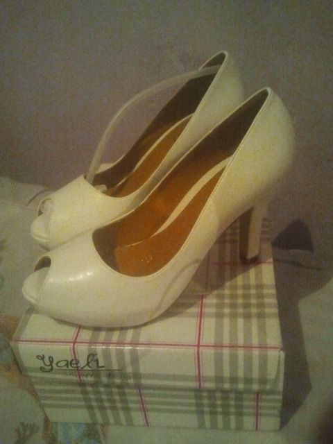 Zapatillas blancas