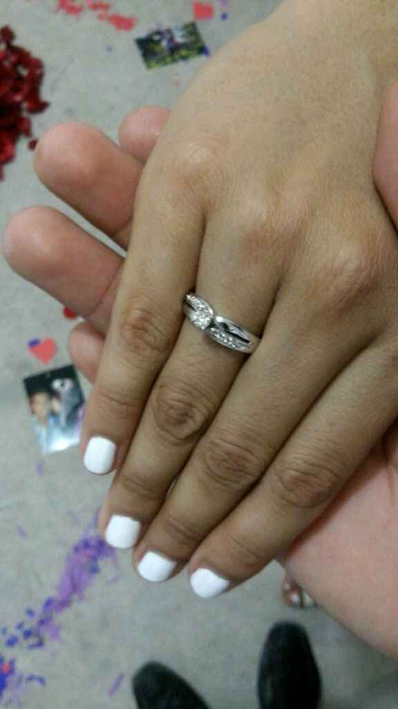 Mi anillo de compromiso!!! me muestran el de ustedes??? - 1