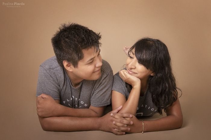 Reto con regalo: Sube una foto con tu pareja🎁 - 1