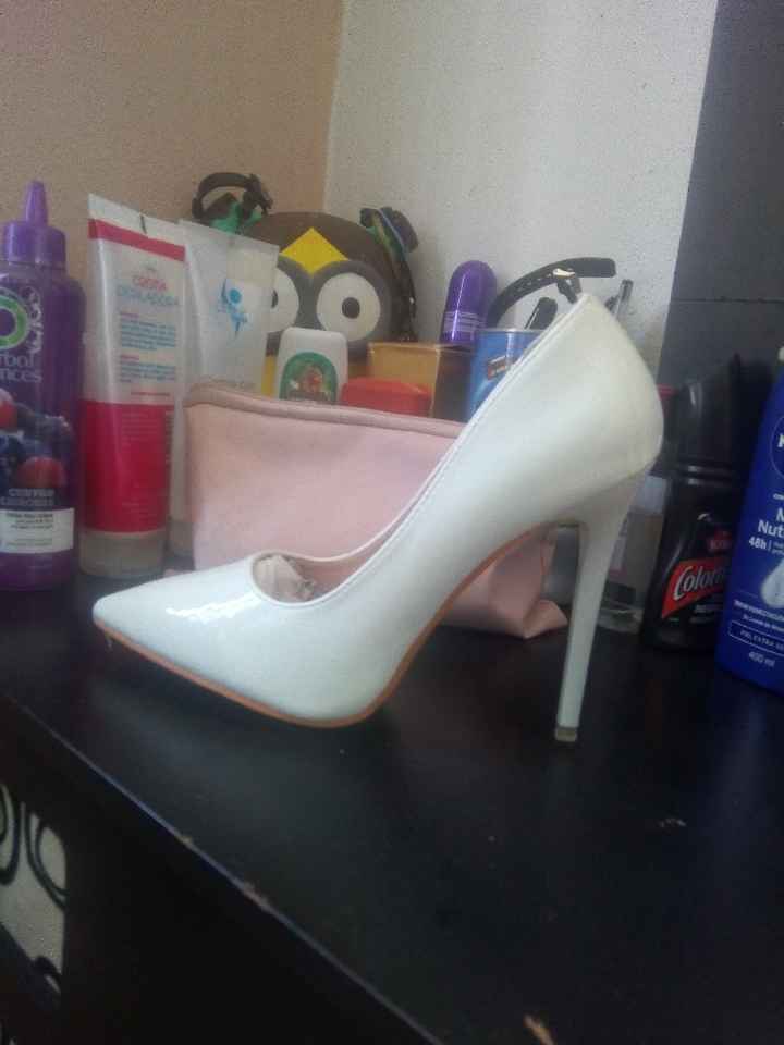 Cuanto pagarias por las zapatillas!? - 1