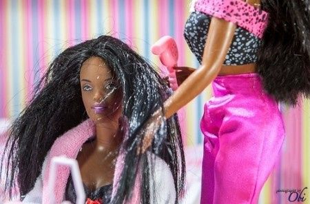 boda de Barbie y Ken nigerianos