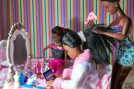 boda de Barbie y Ken nigerianos