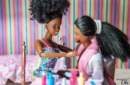 boda de Barbie y Ken nigerianos