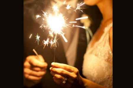 Luces de bengala en tu boda