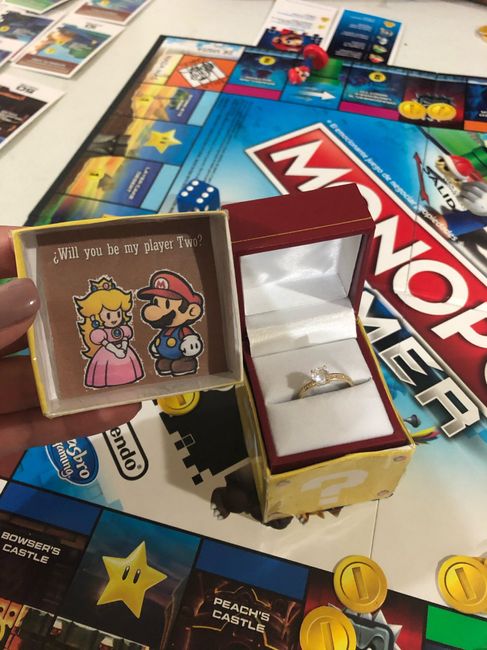 Mariana reta a los novios a.... - 2