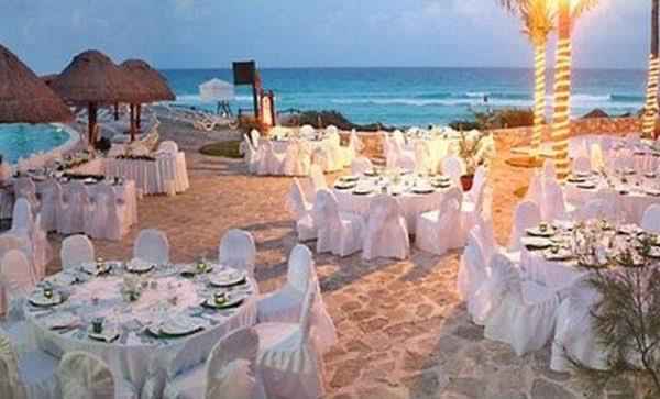 Civil en la playa - 2