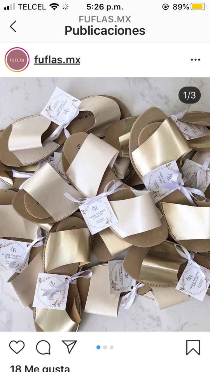 Sandalias como recuerdo de boda. - 1