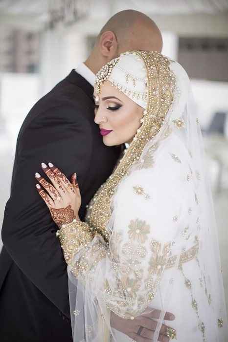 hiyabs en color blanco con dorado