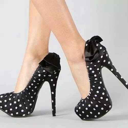 Zaptos de novia con moño, fan o no fan? - 1