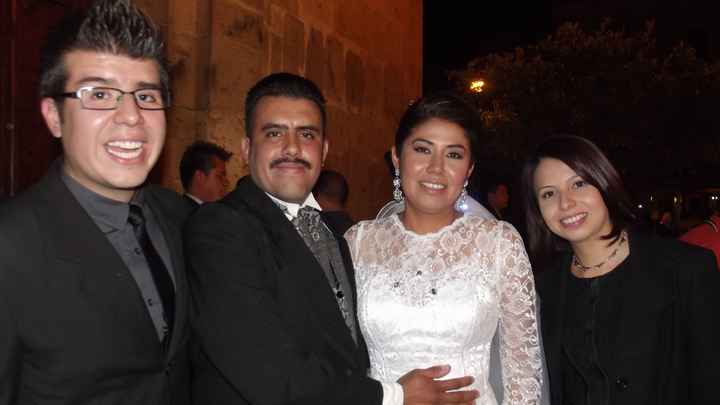 Cesar y su novia Nubia el hemano menor de mi Esposo