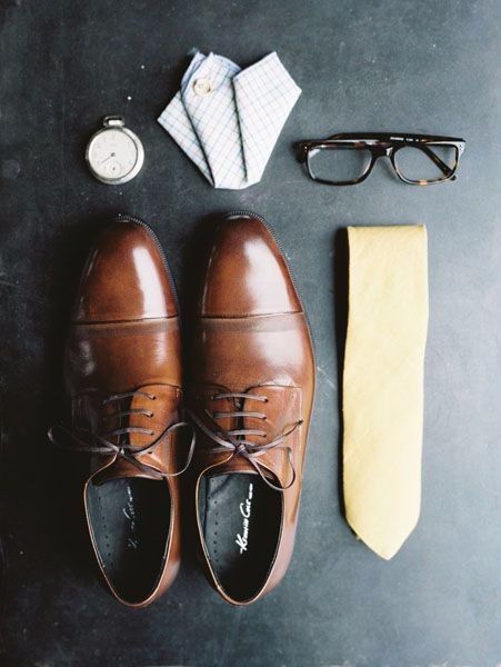 Zapatos cafés para el novio 5
