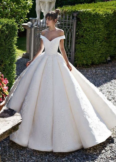 Vestido sin hombros