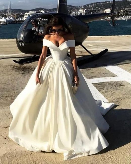 Vestido sin hombros