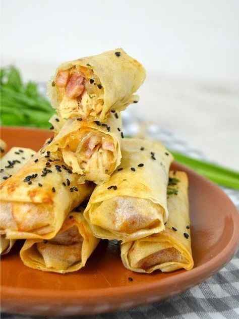 Rollitos de pollo, queso y tocino