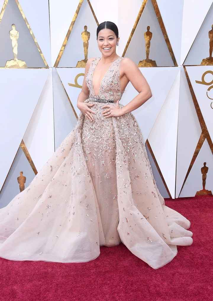 2. Gina Rodriguez  vistiendo Zuhair Murad