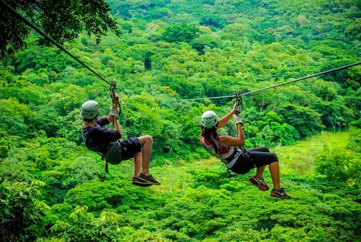 d) Actividades de aventura