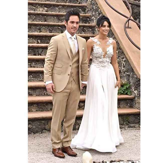 6. Aislinn Derbez y Mauricio Ochmann