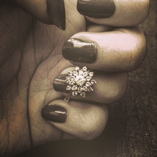 a presumir su anillo 💍 - 1