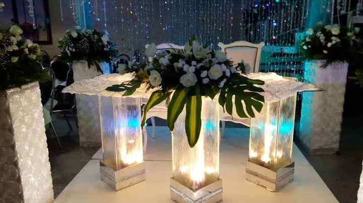 Mesa de novios - 18
