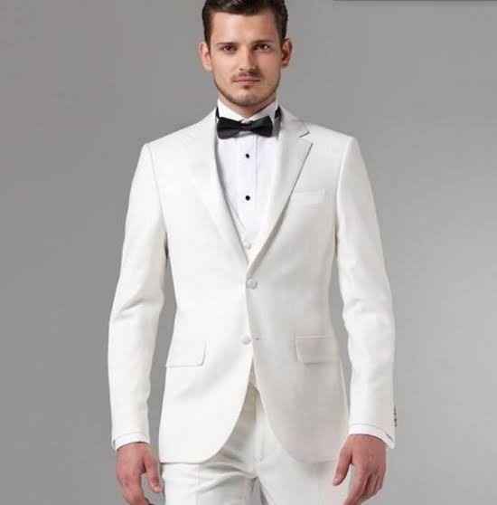 La novia puede ver el traje del Foro Moda Nupcial - bodas.com.mx