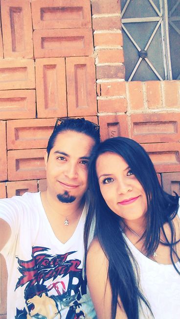 Presuman a su prometido!! - 1