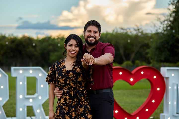 Reto con regalo: Sube una foto con tu pareja🎁 - 1