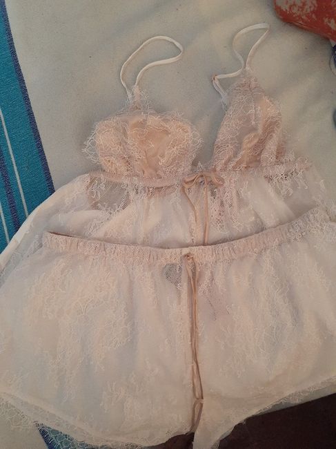 Comparte tu lencería 25