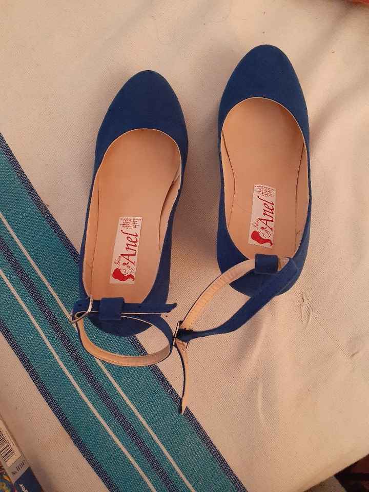 Comparte tus zapatos - 1