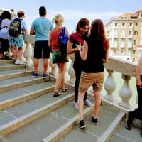 Vota: ¿Cómo te entregó el anillo? - 1