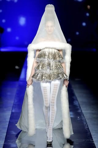 Top ten de los vestidos de novia más feos!! - 5
