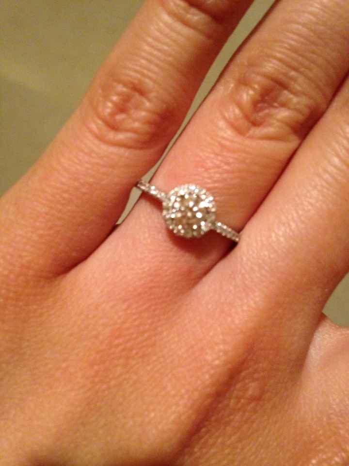 Nuestros hermosos anillos de compromiso !!! - 1