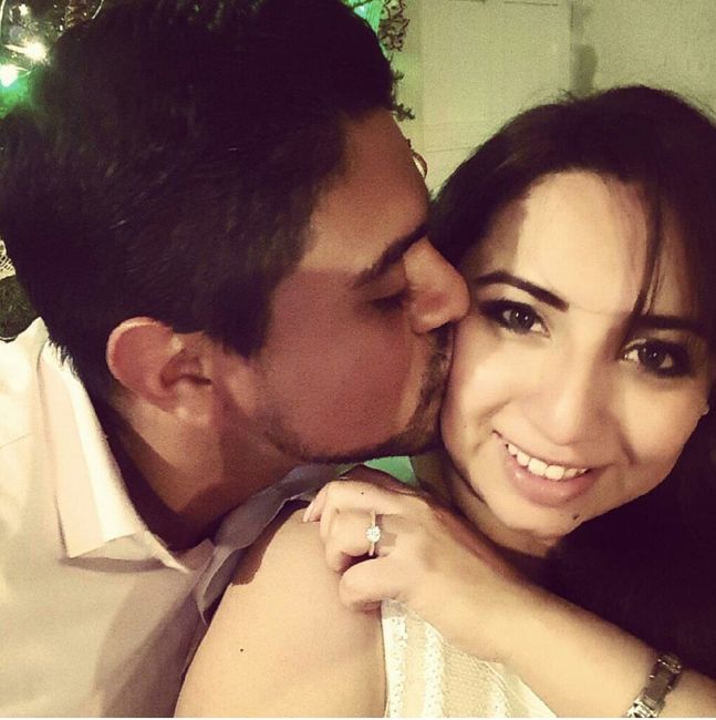 Algunas ideas para  tomarte  una selfie con tu anillo de  compromiso!! - 1