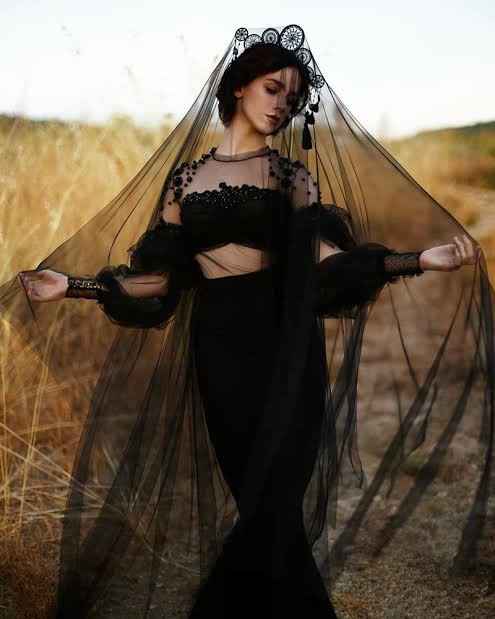 ¿Quién dijo que los vestidos de novia tenían que ser blancos? - 4