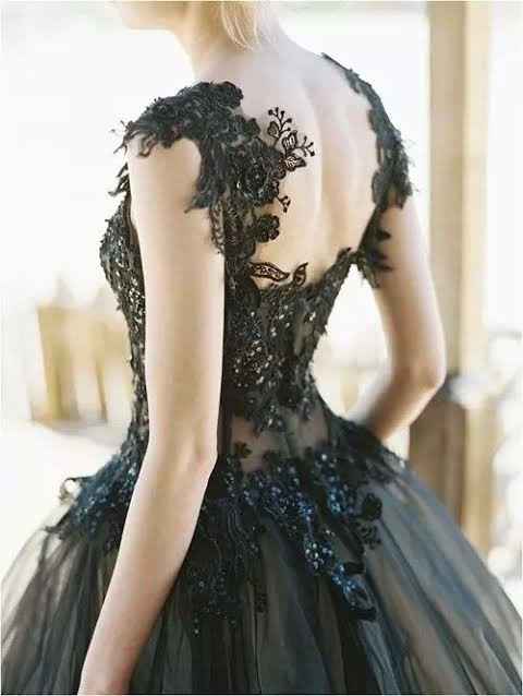 ¿Quién dijo que los vestidos de novia tenían que ser blancos? - 11