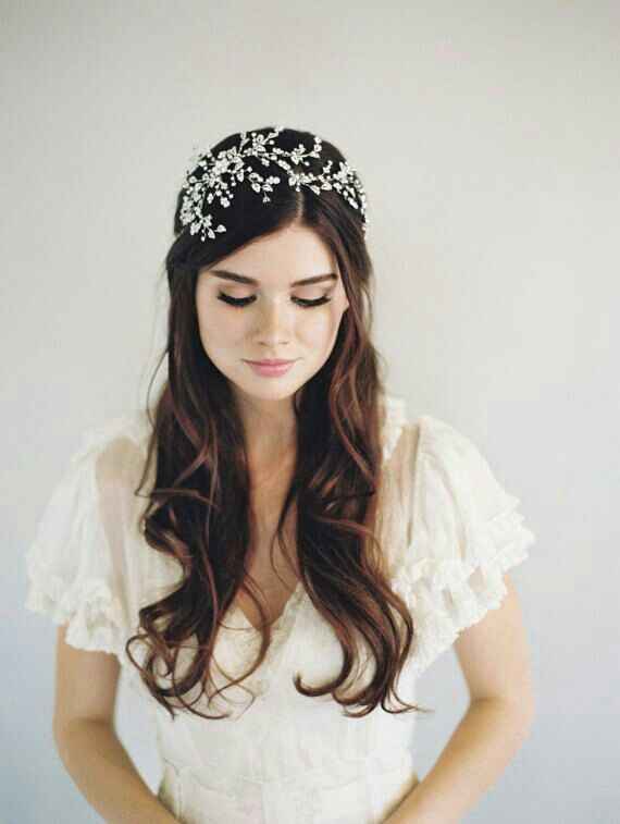 Peinado.. tiara? corona? tocado? - 1