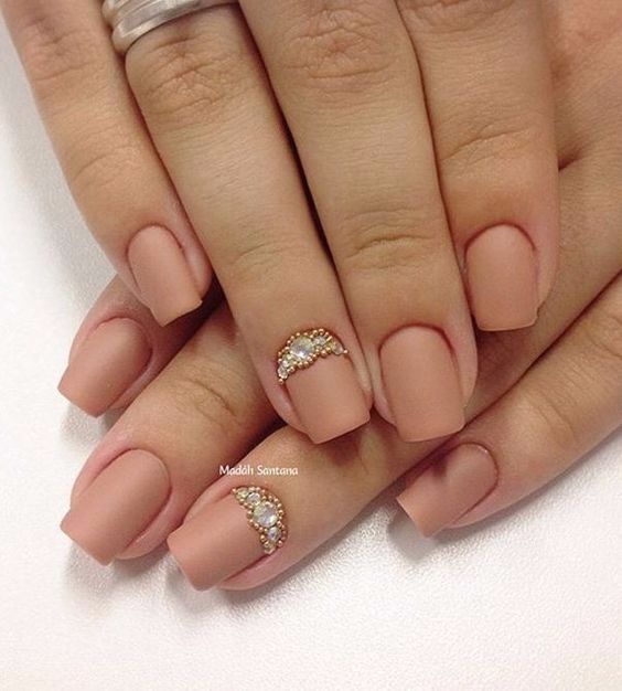 nude mate