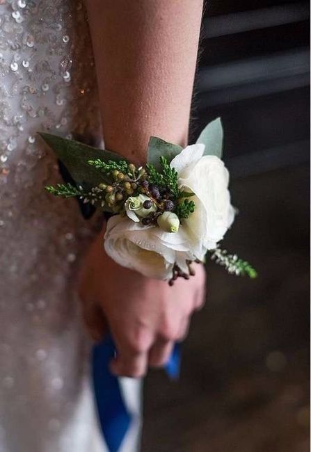 corsage