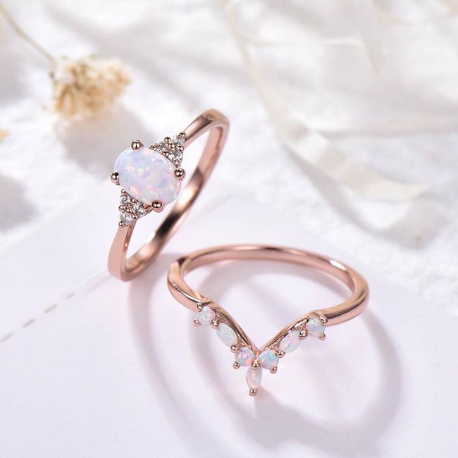 Como prefieres tu anillo algo típico o algo original?? 4