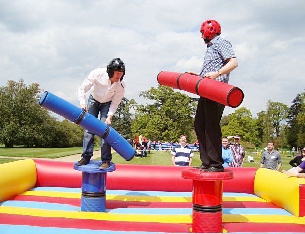 Somos revolucionaros porque... 4