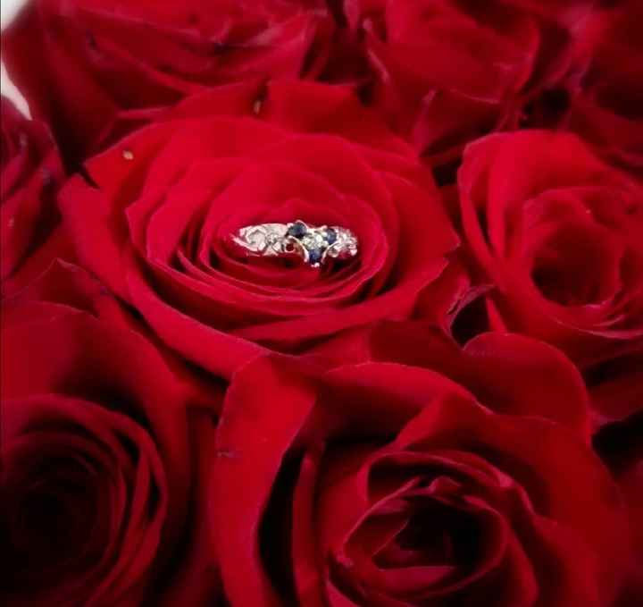 Por último... Muéstranos tu anillo 💍😍 - 1